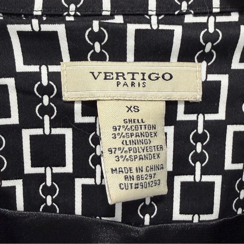Vertigo Paris Geometric Print Black & White Rain Pea Coat - NWOT - XS